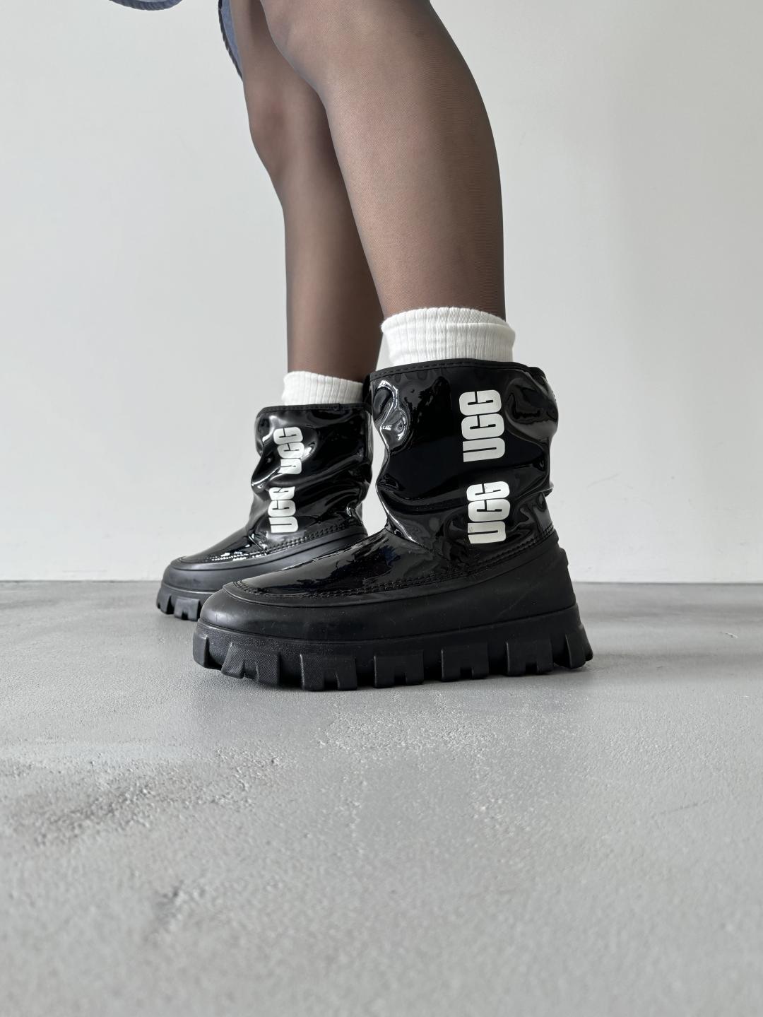 Ugg Classic Brellah Mini Boot Black