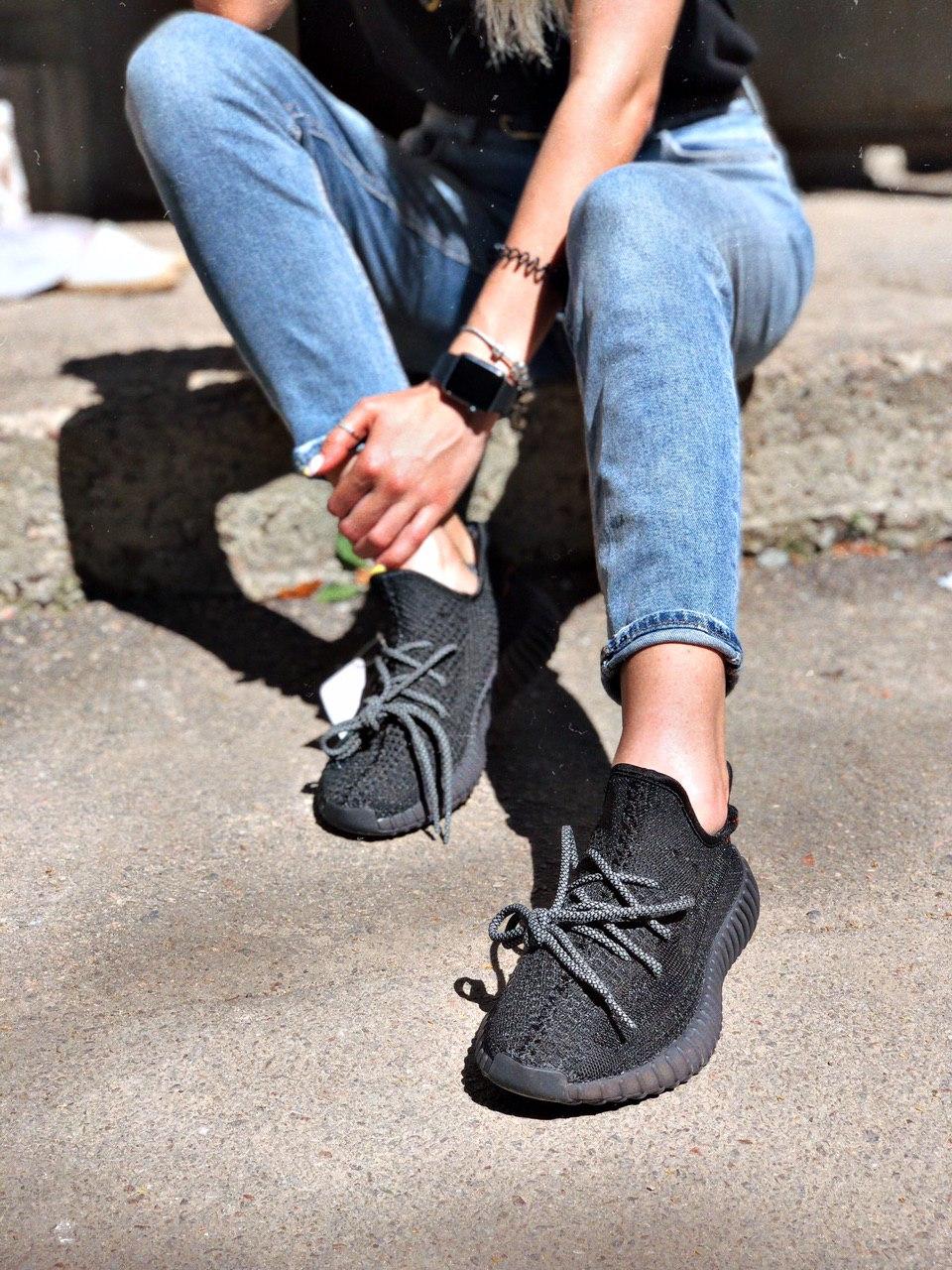 Adidas Yeezy 350 v2 BLACK (full ref)