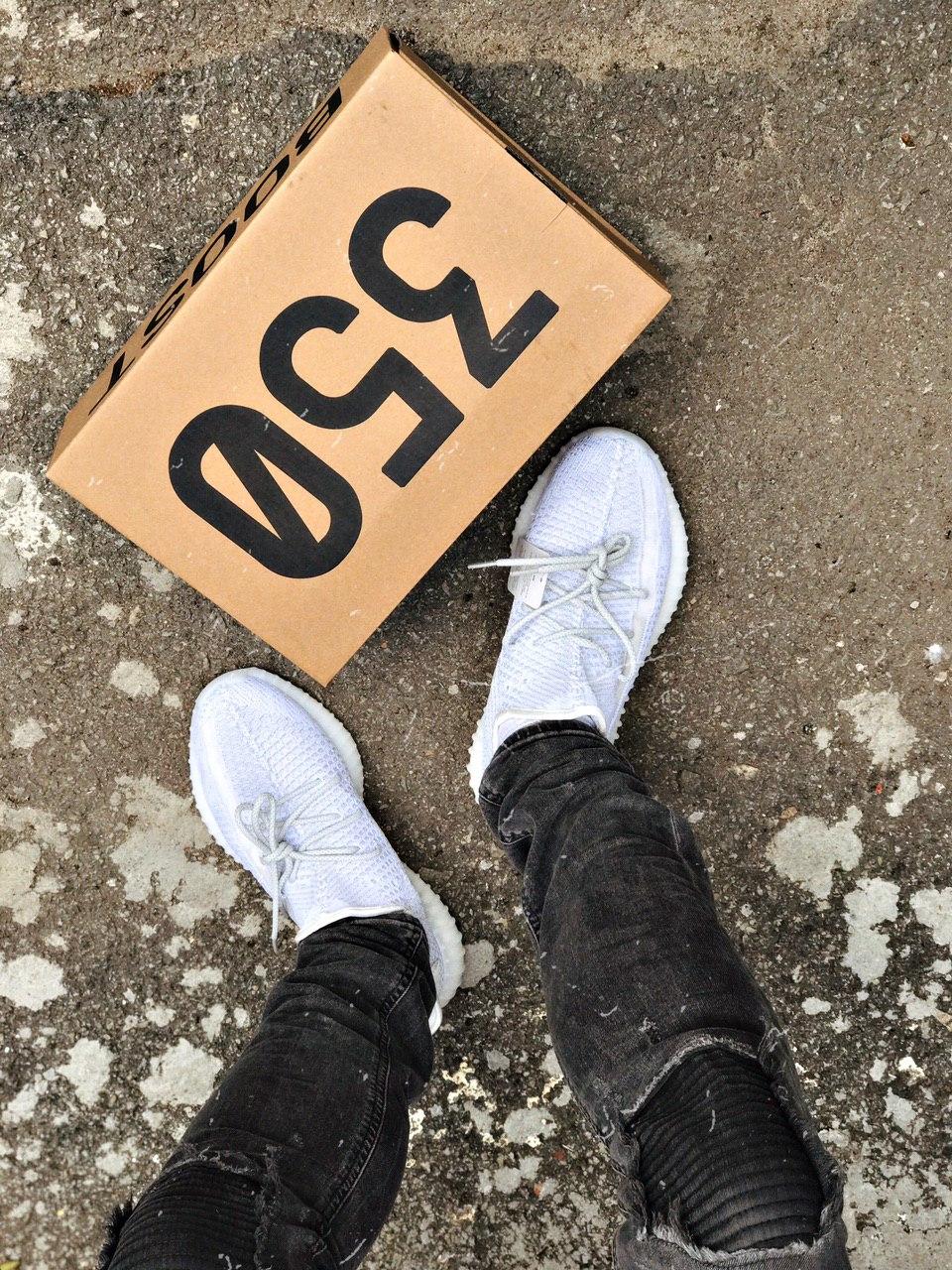 Adidas Yeezy 350 v2 STATIC (ref)