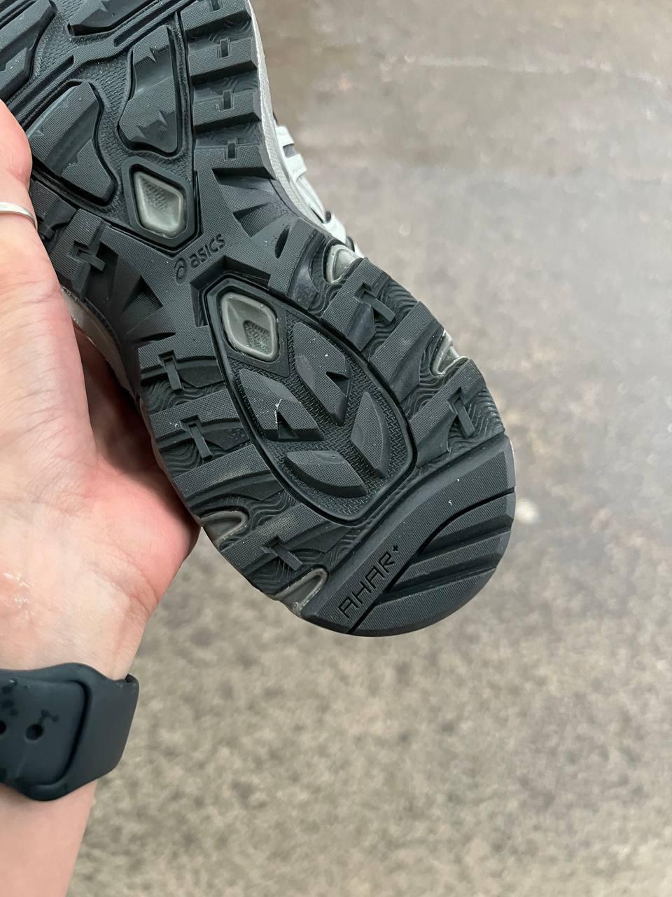 Asics Gel-Kahana 8 Grey v3