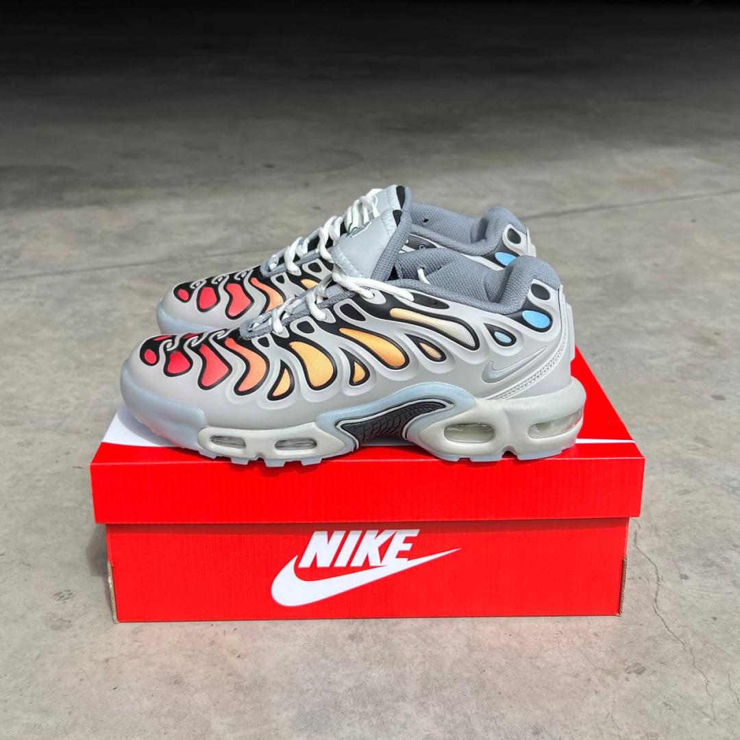 Nike Air Max Plus Drift Grey