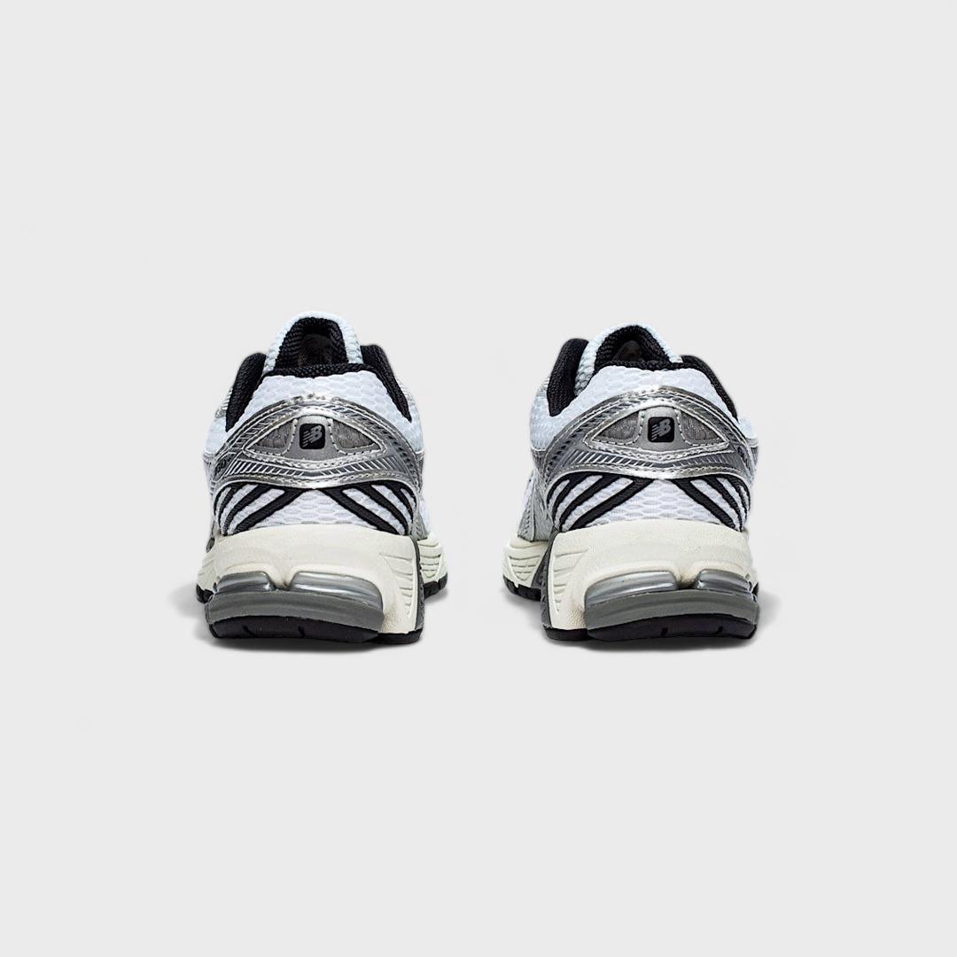 New Balance 860v2 Optic White'