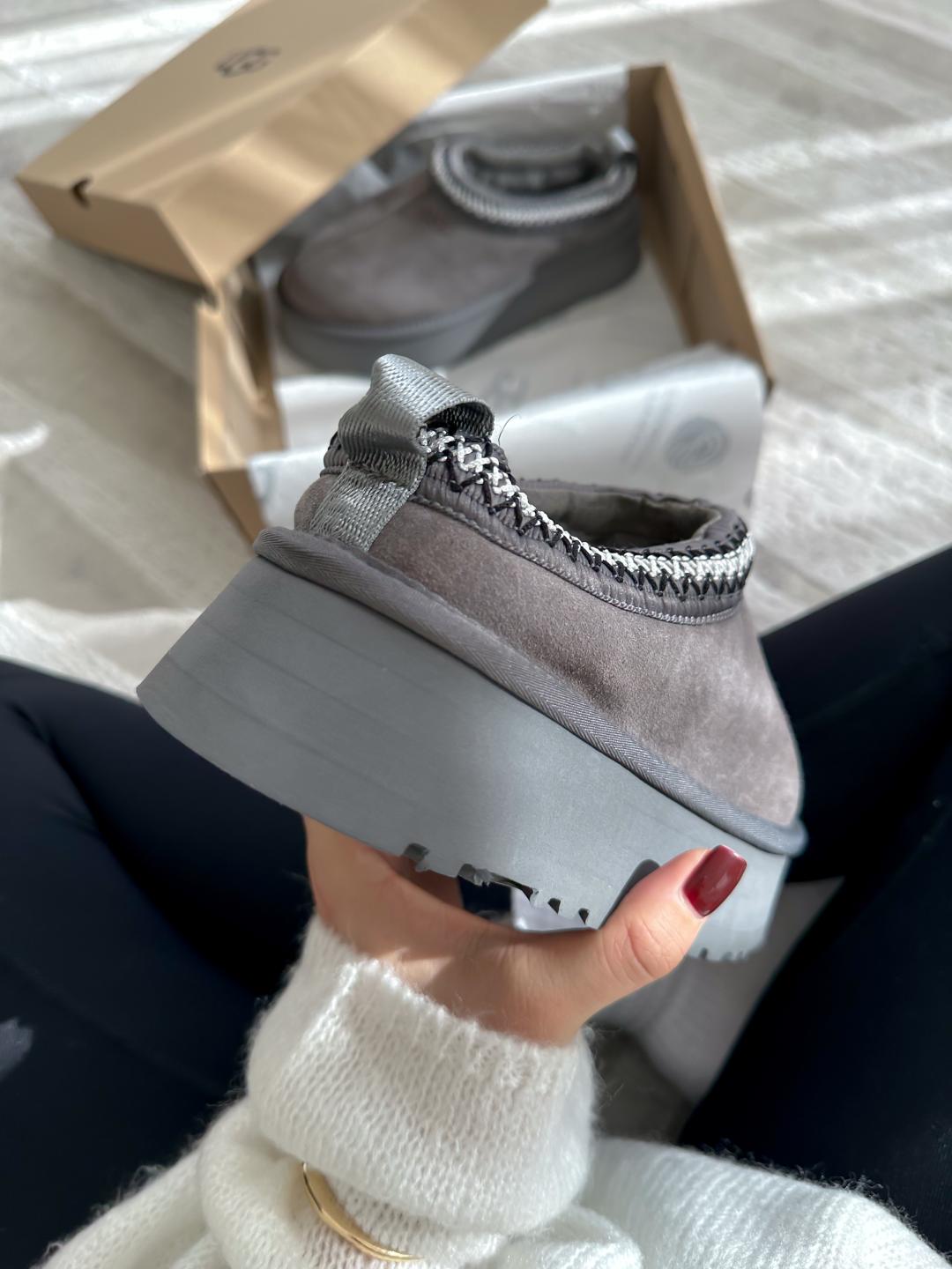 UGG Tasman Platform Grey
