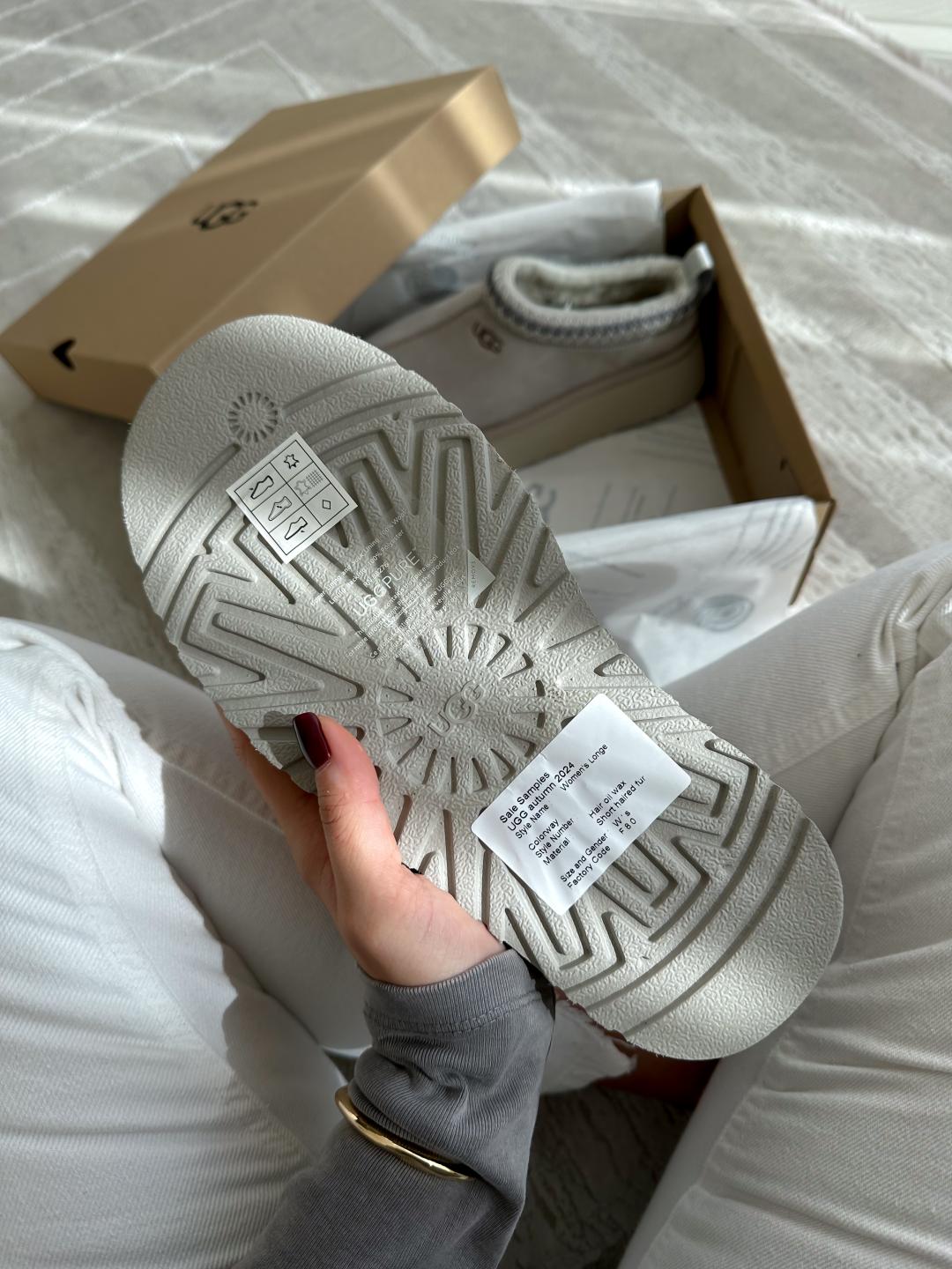 UGG Tasman Platform Light Grey