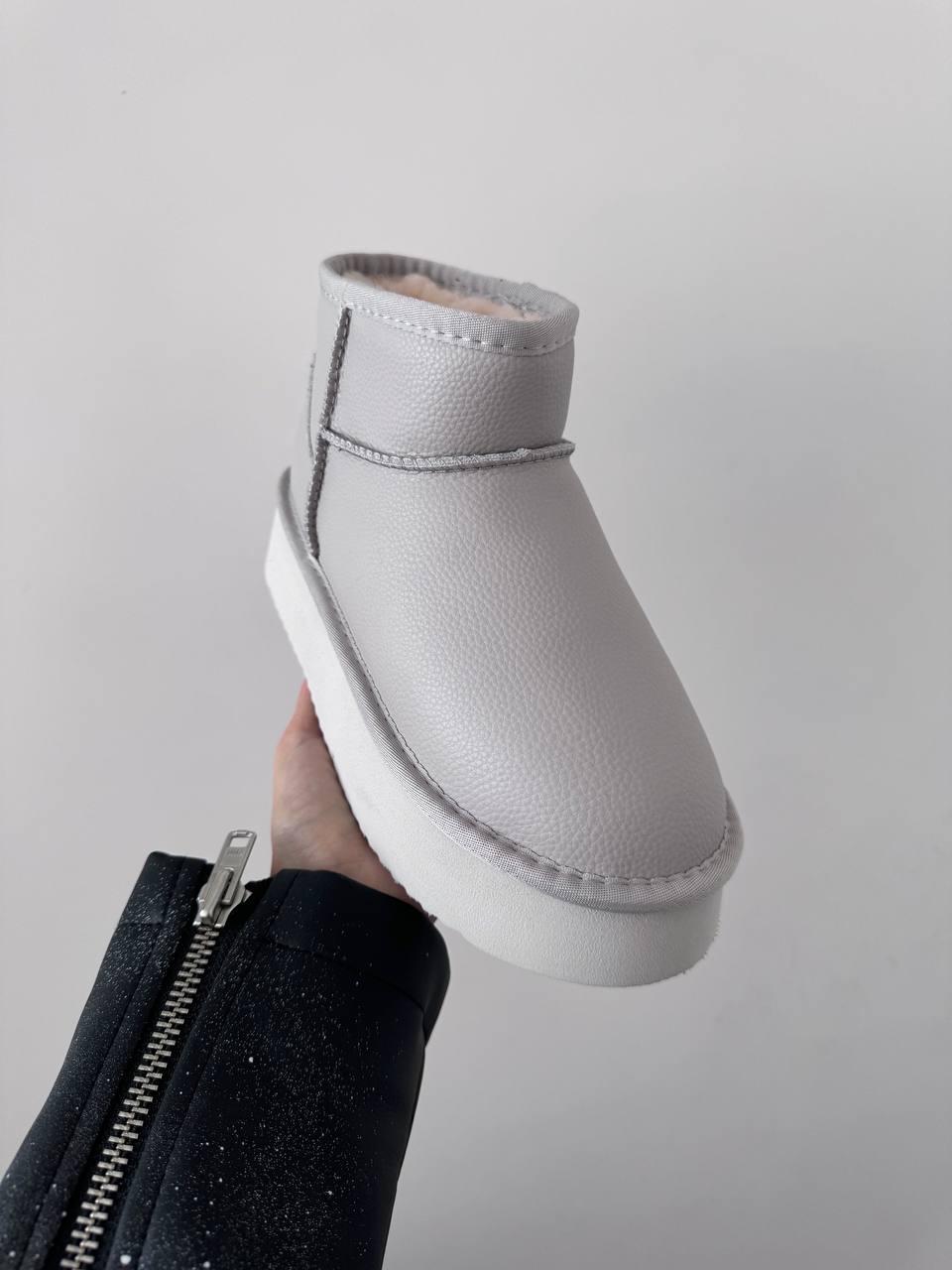 UGG Ultra Mini Platform Leather Light Grey