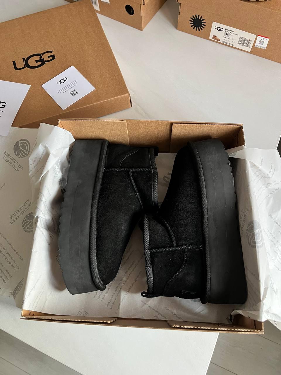 UGG Ultra Mini Platform Black V5