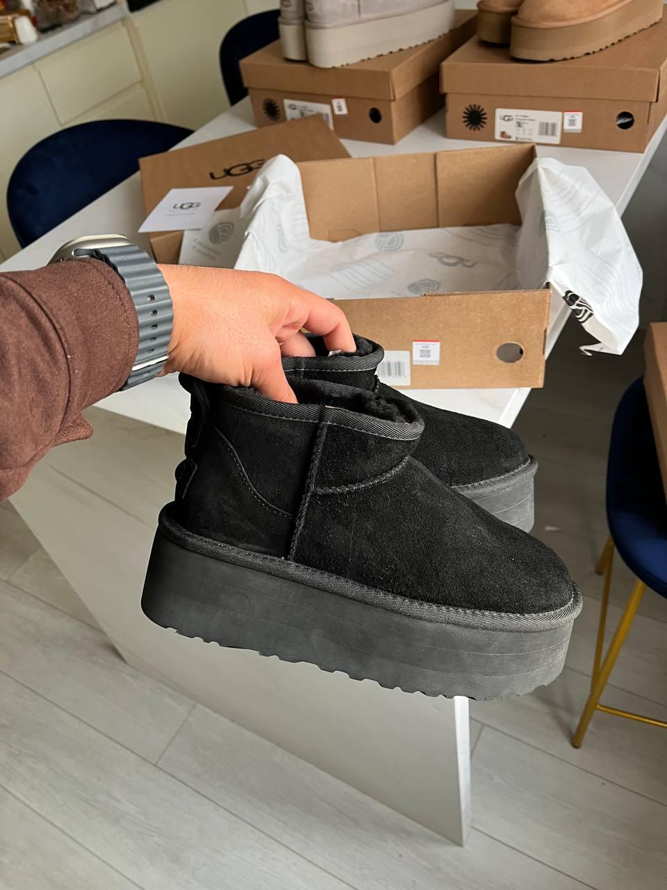 UGG Ultra Mini Platform Black V5