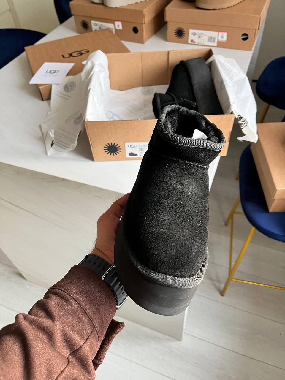 UGG Ultra Mini Platform Black V5