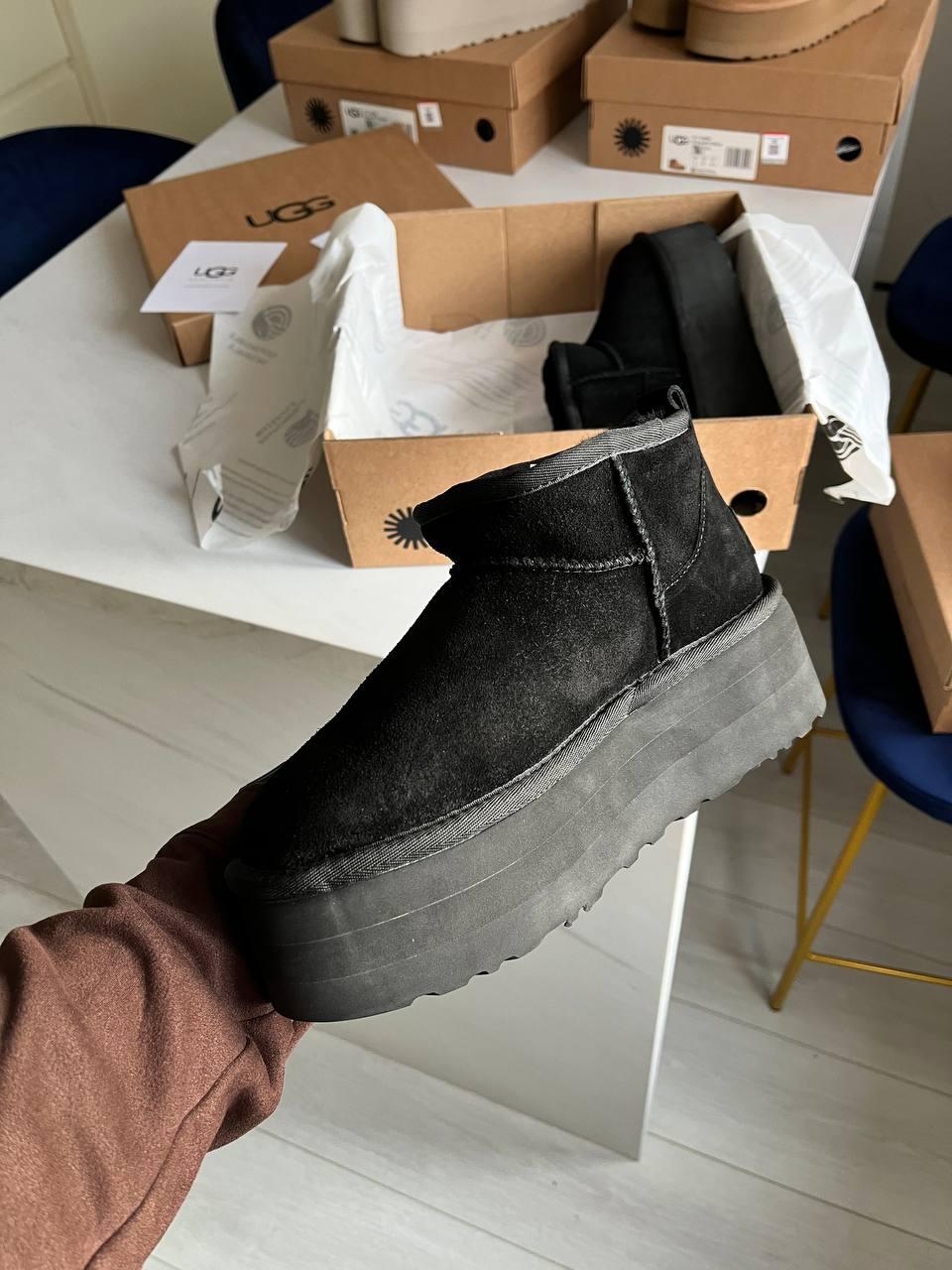 UGG Ultra Mini Platform Black V5