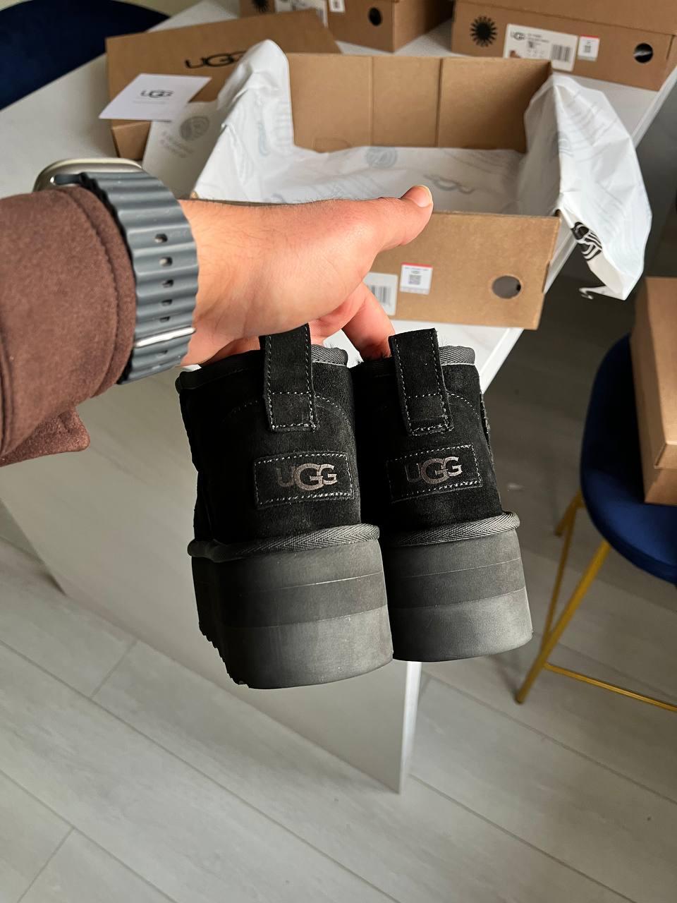 UGG Ultra Mini Platform Black V5