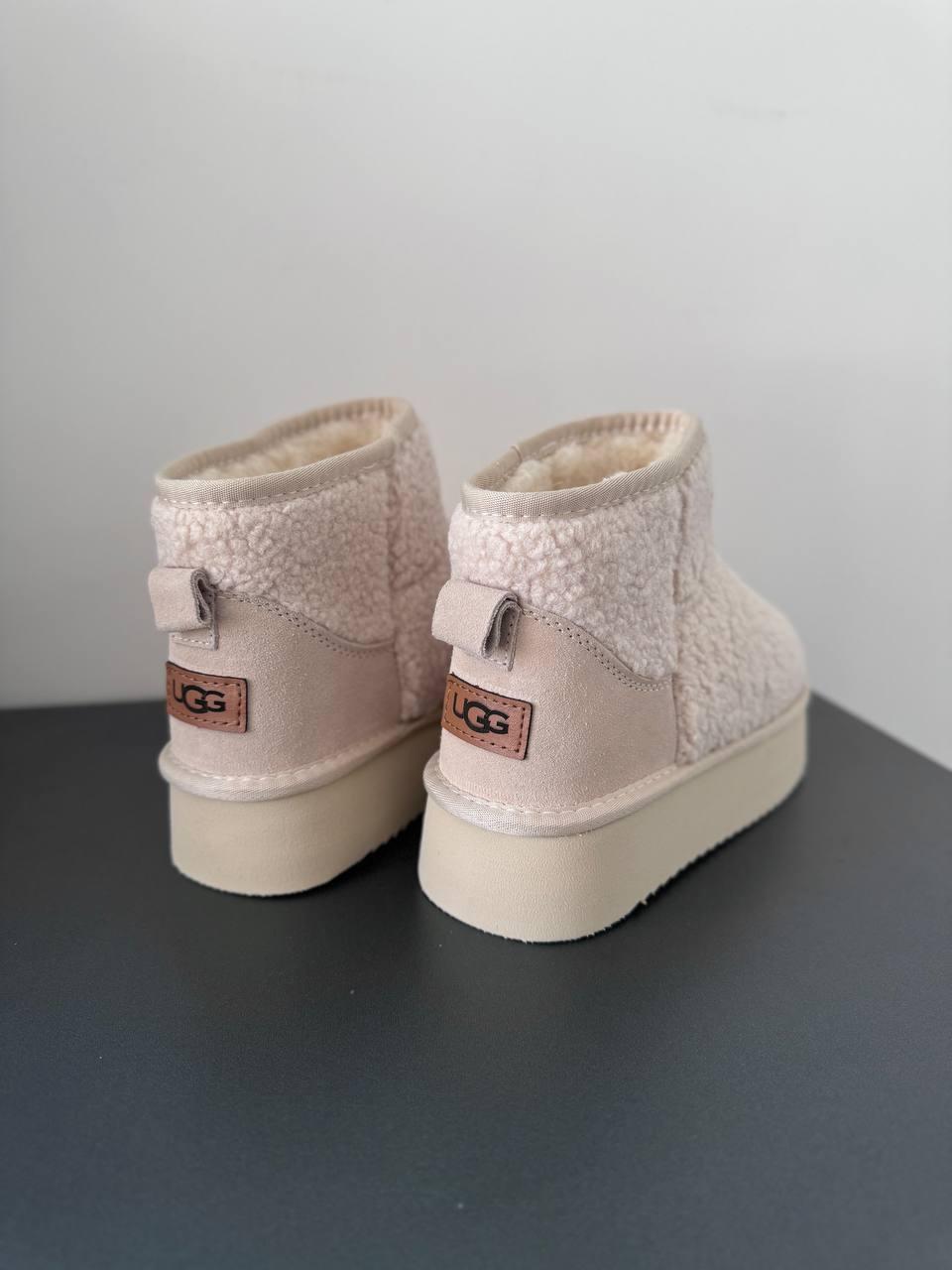 UGG Ultra Mini Platform Teddy Cream