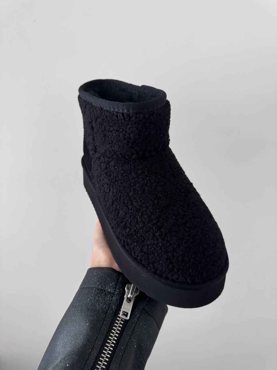 UGG Ultra Mini Platform Teddy Black