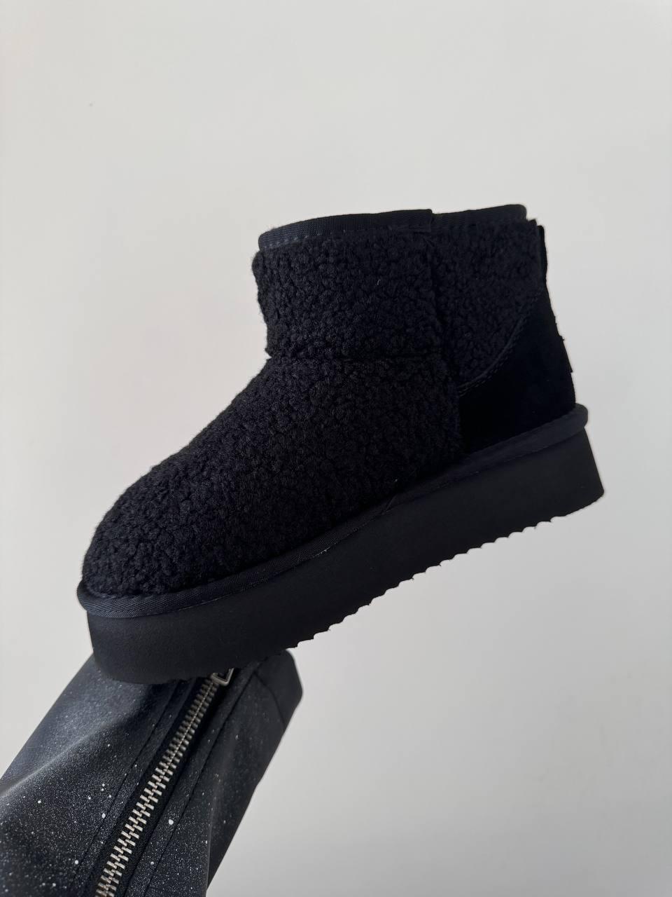 UGG Ultra Mini Platform Teddy Black