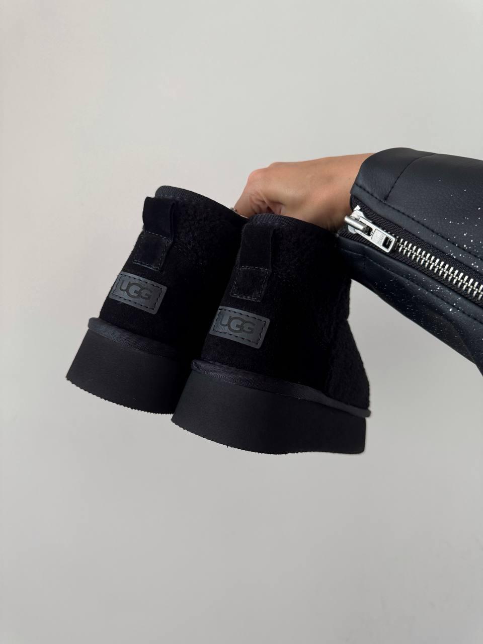 UGG Ultra Mini Platform Teddy Black