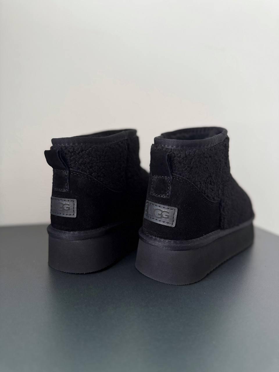 UGG Ultra Mini Platform Teddy Black