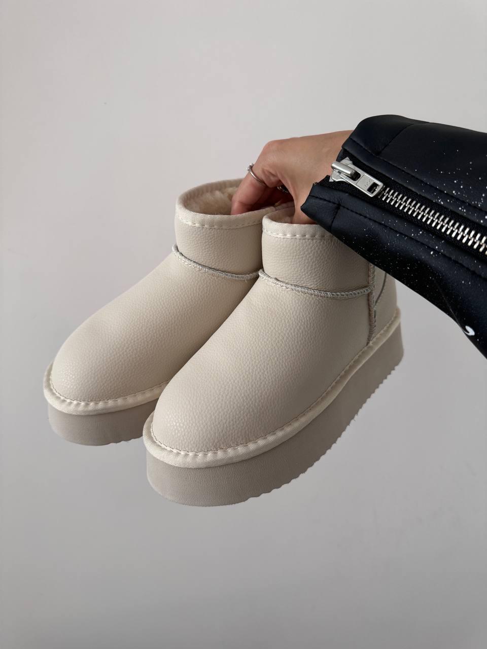 UGG Ultra Mini Platform Leather Cream