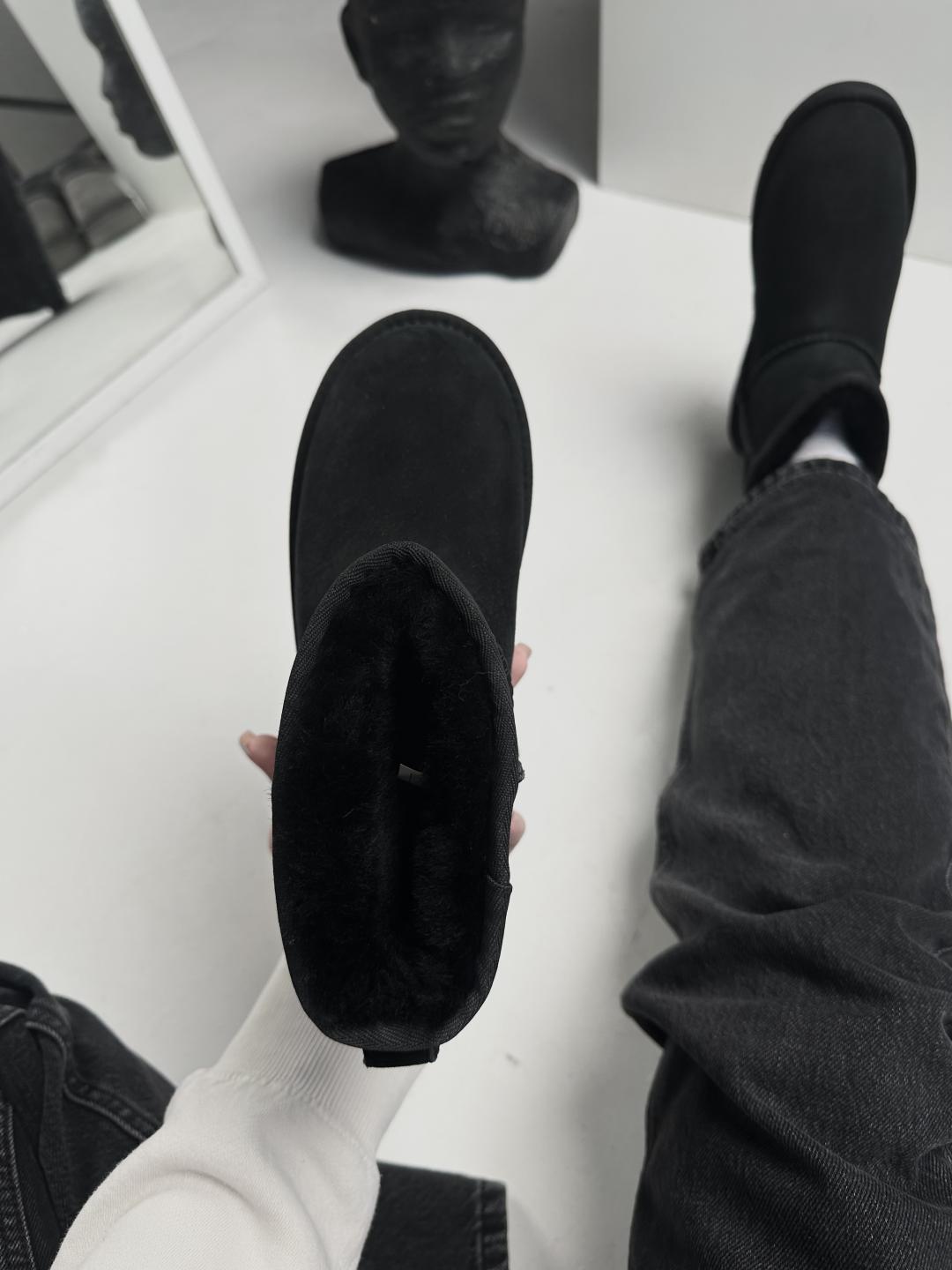 UGG mini classic Dark Grey