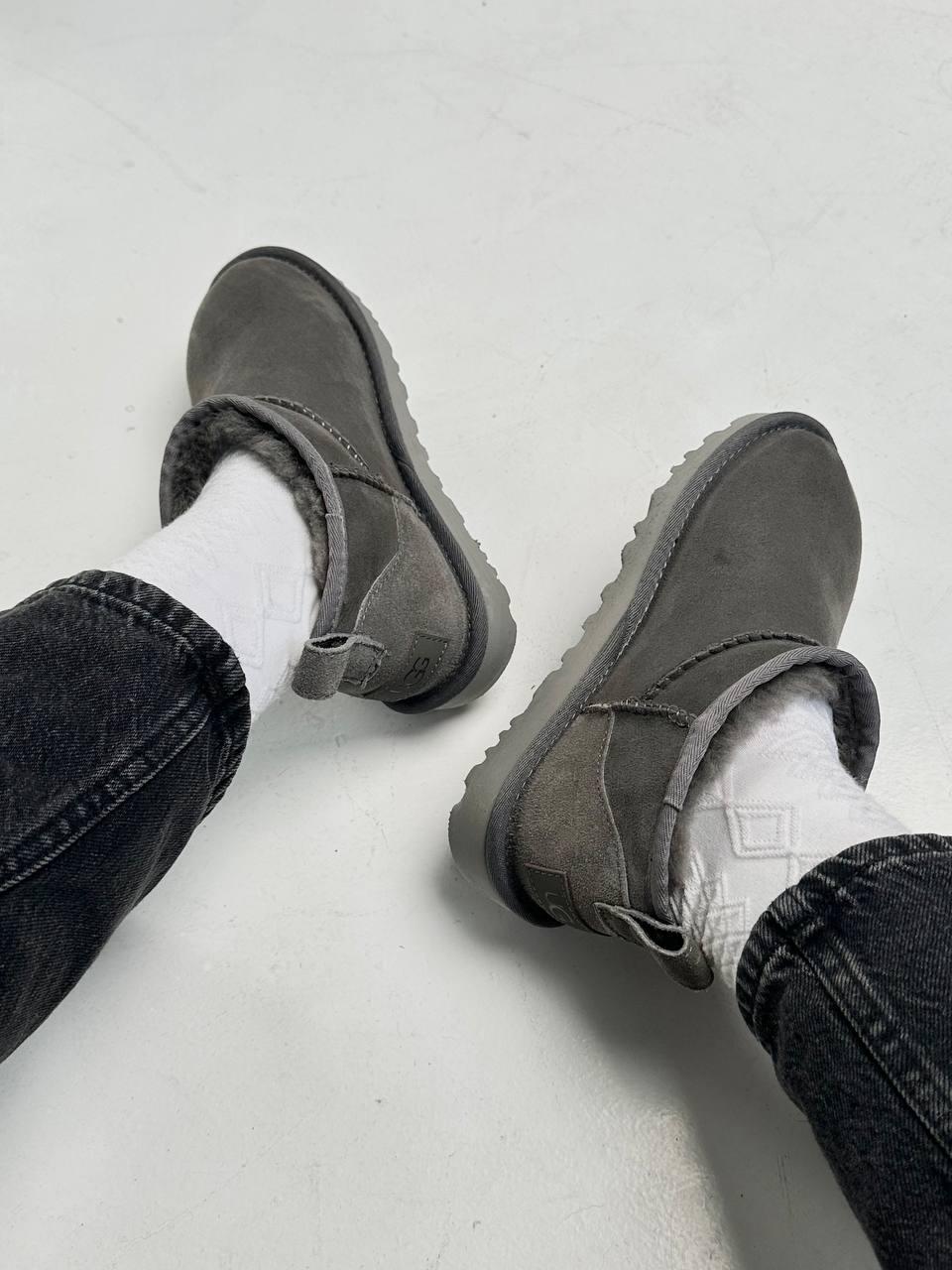 UGG ultra mini Grey V4
