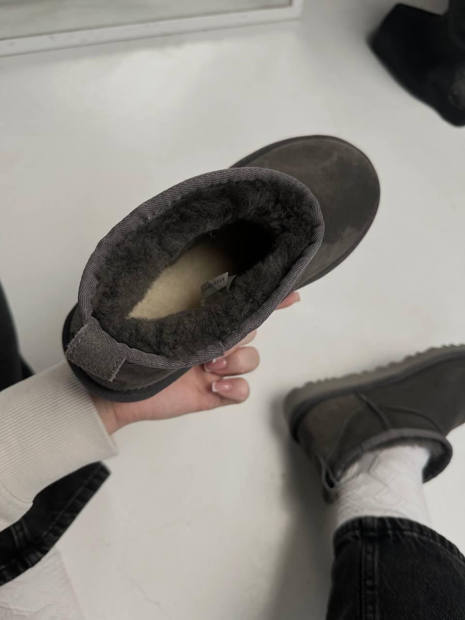 UGG ultra mini Grey V4