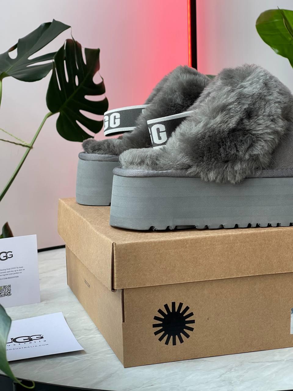 UGG Funkette Slipper Platform Grey