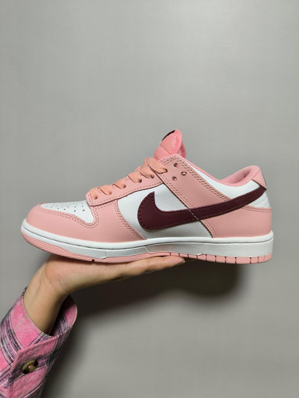 Nike SB Dunk Low Pink Rose