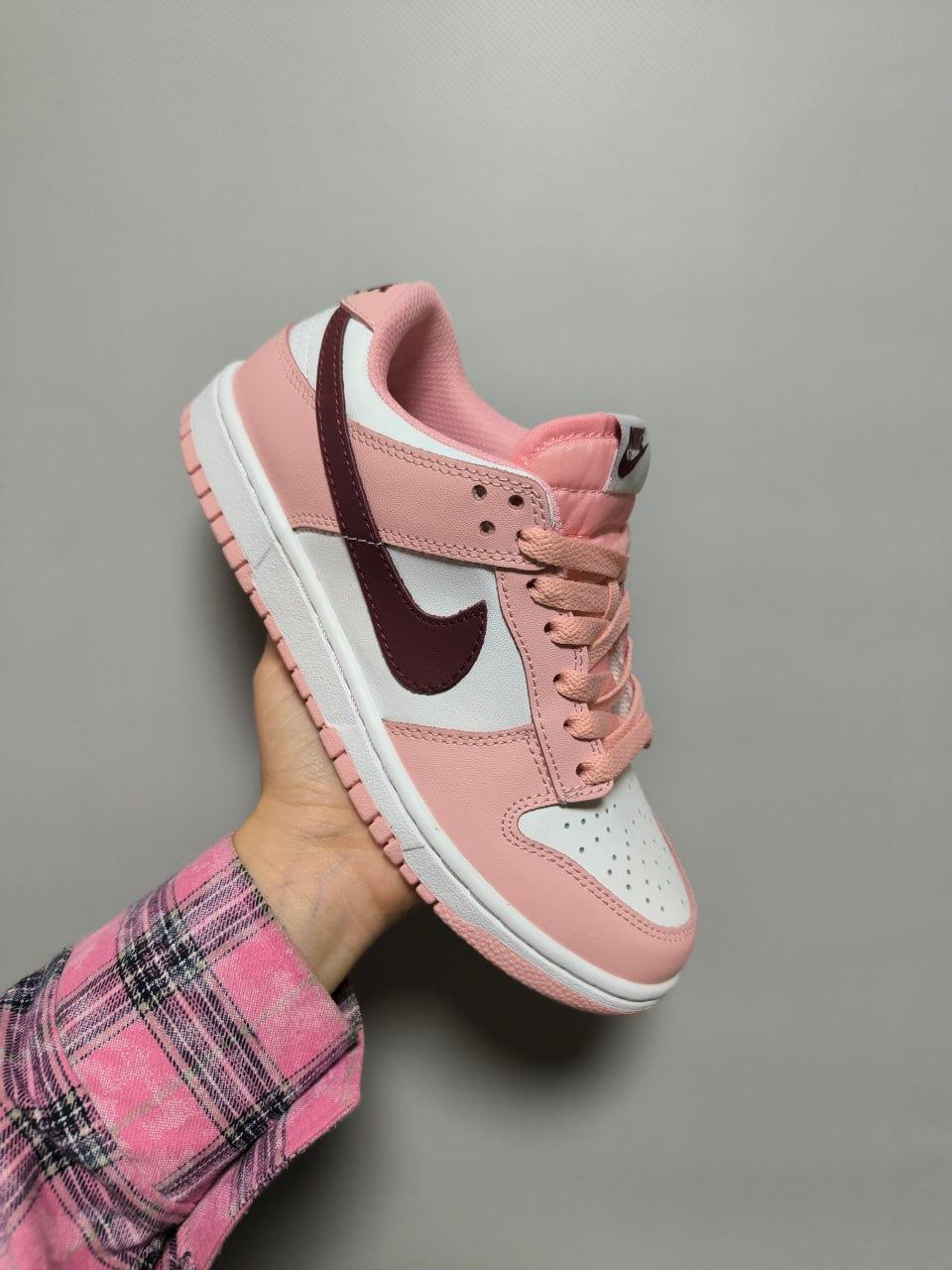 Nike SB Dunk Low Pink Rose