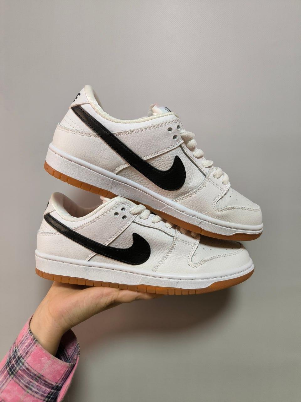 Nike SB Dunk Low White Gum