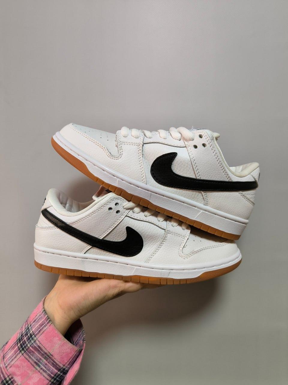 Nike SB Dunk Low White Gum