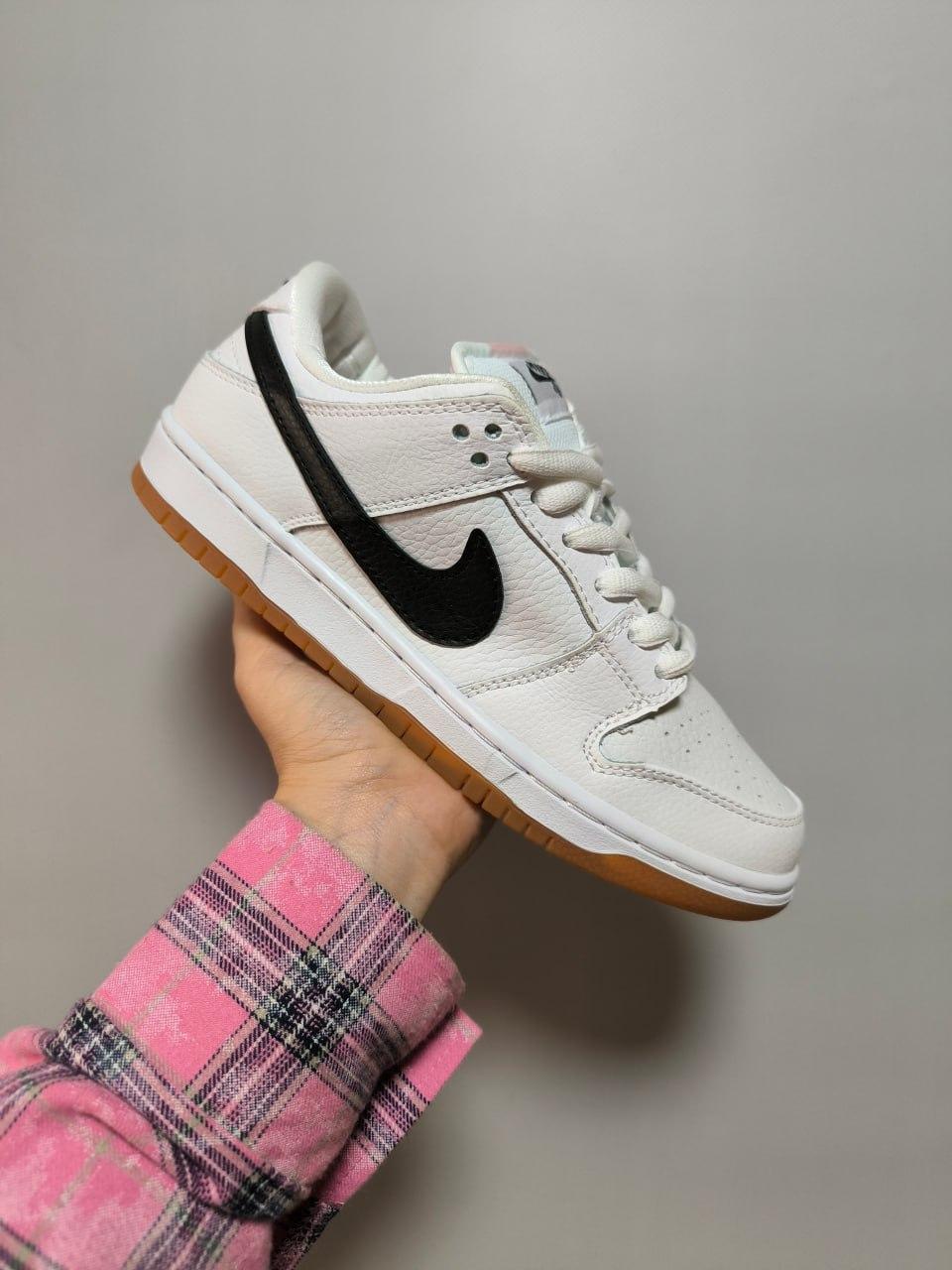 Nike SB Dunk Low White Gum