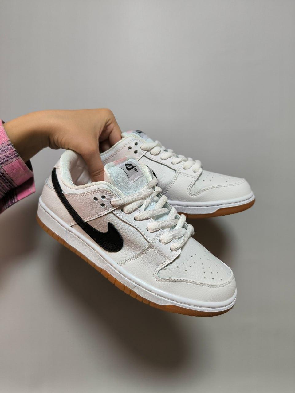 Nike SB Dunk Low White Gum
