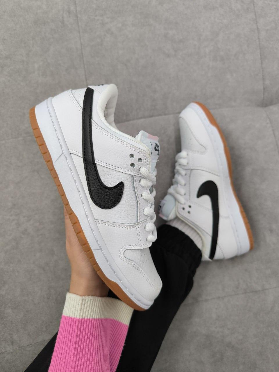 Nike SB Dunk Low White Gum