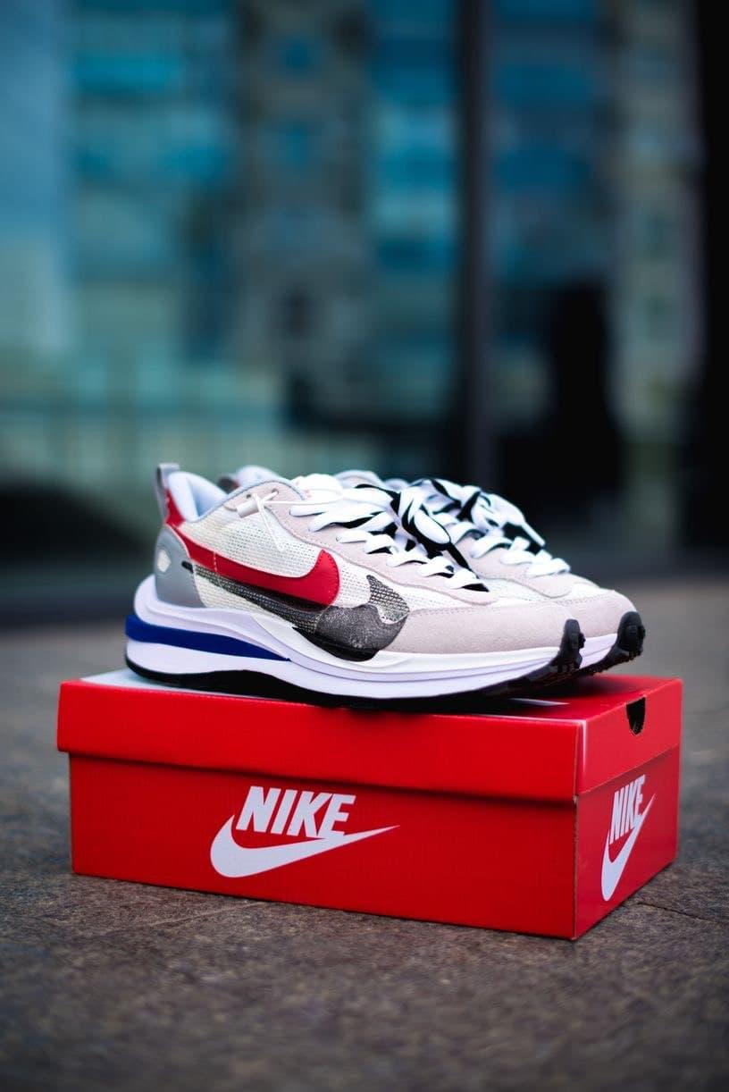 Nike VaporWaffle x Sacai