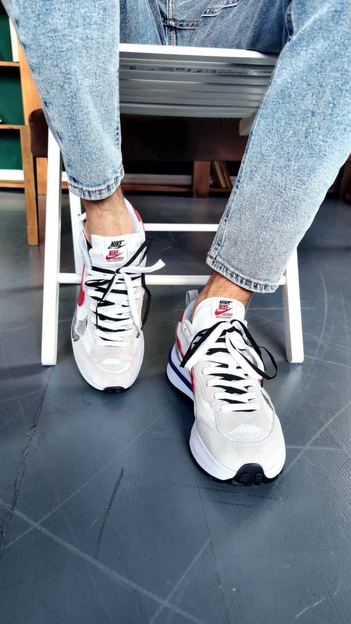 Nike VaporWaffle x Sacai