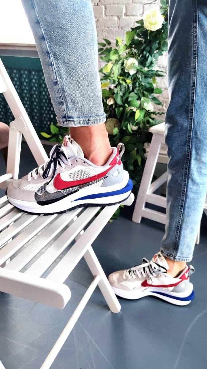 Nike VaporWaffle x Sacai