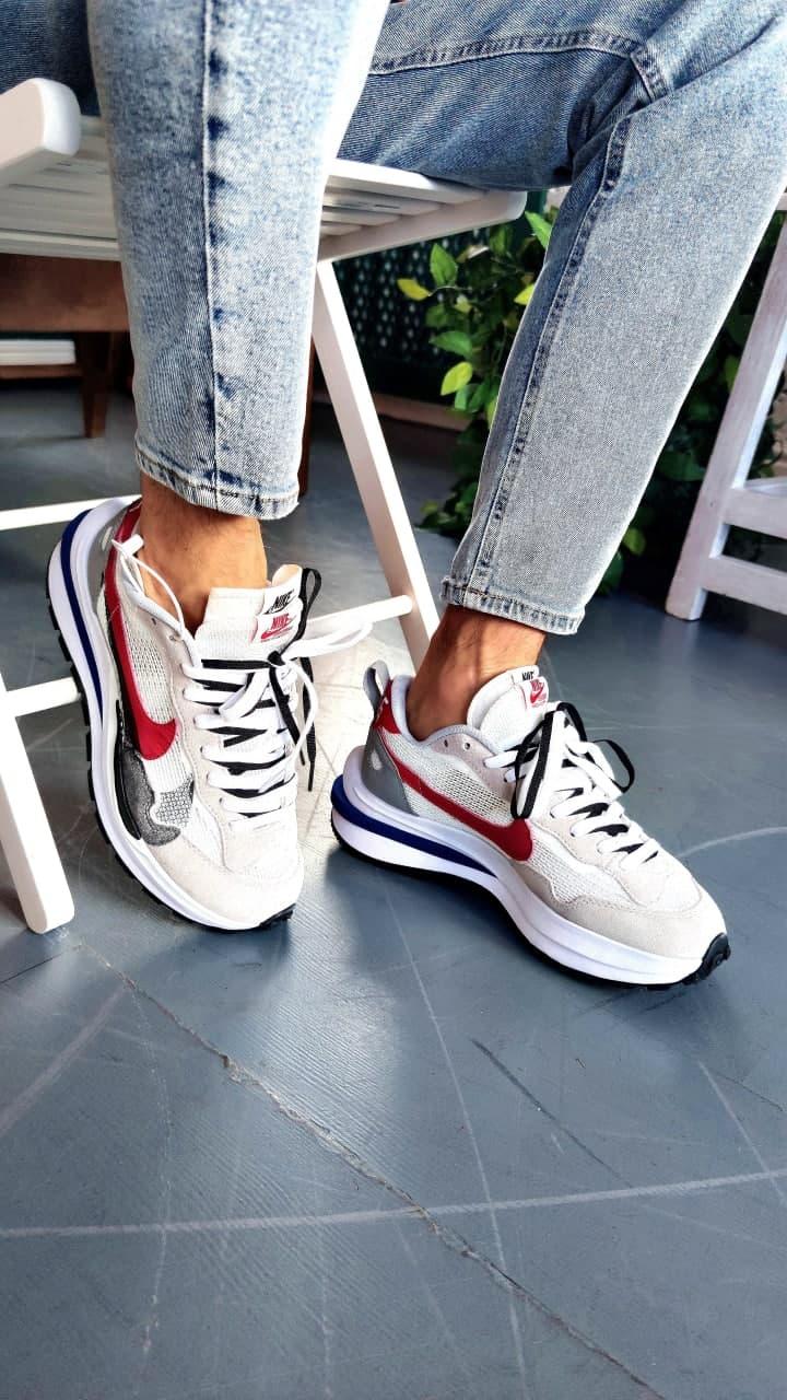 Nike VaporWaffle x Sacai