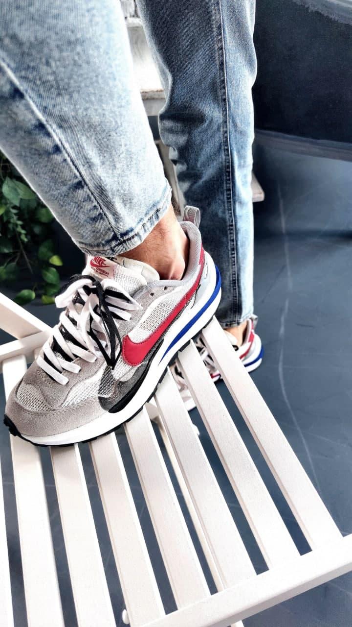 Nike VaporWaffle x Sacai
