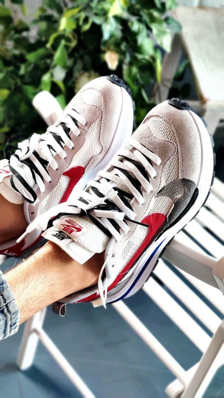 Nike VaporWaffle x Sacai
