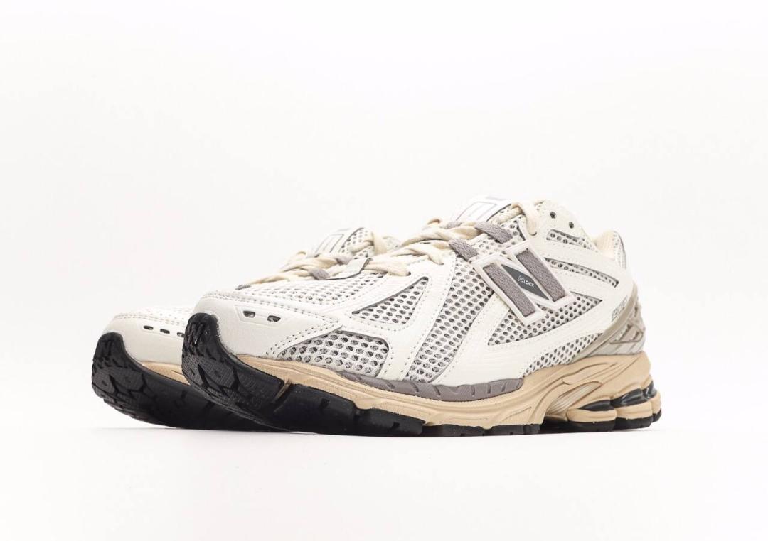 New Balance 1906R