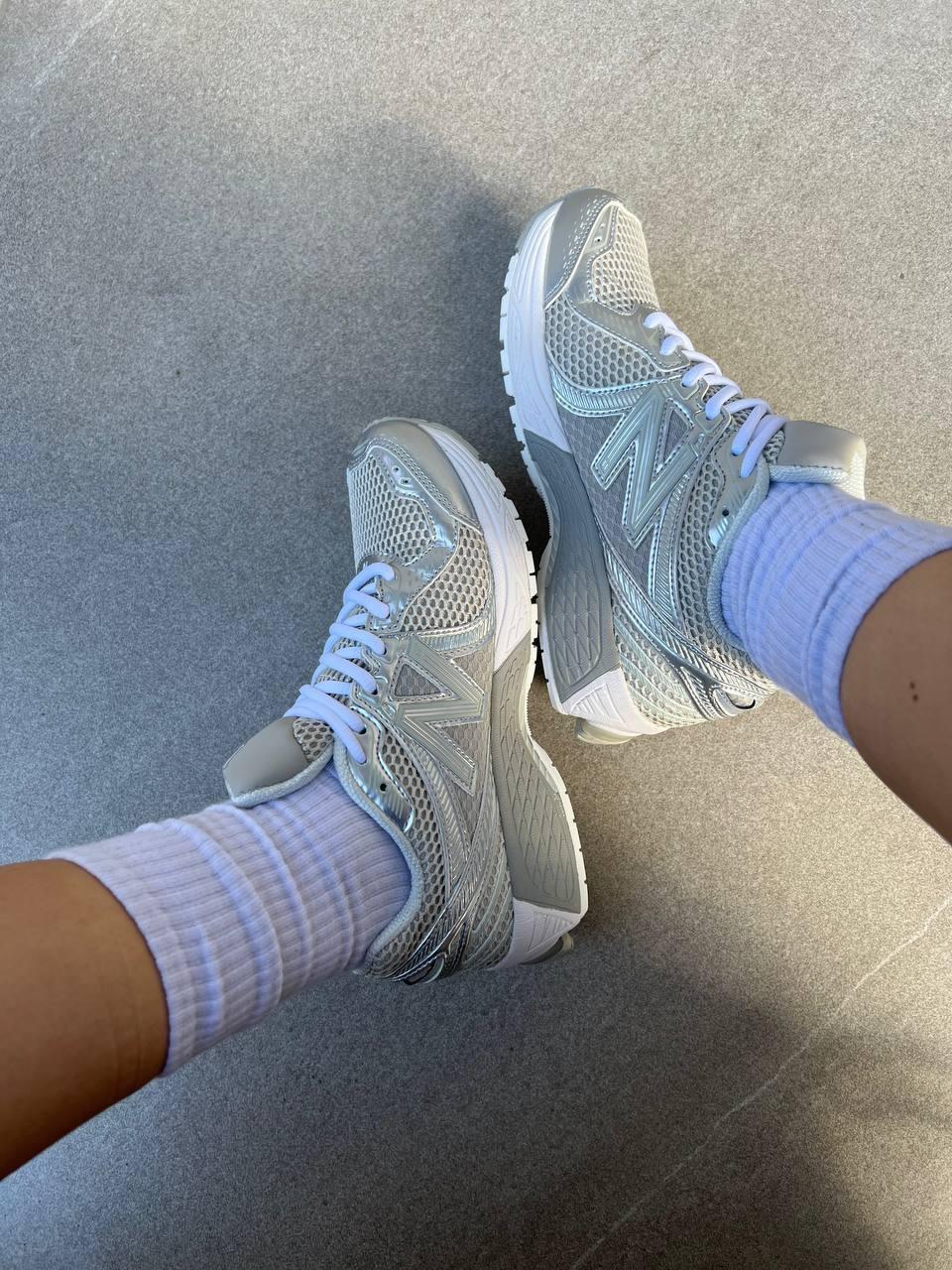 Dime x New Balance 860v2
