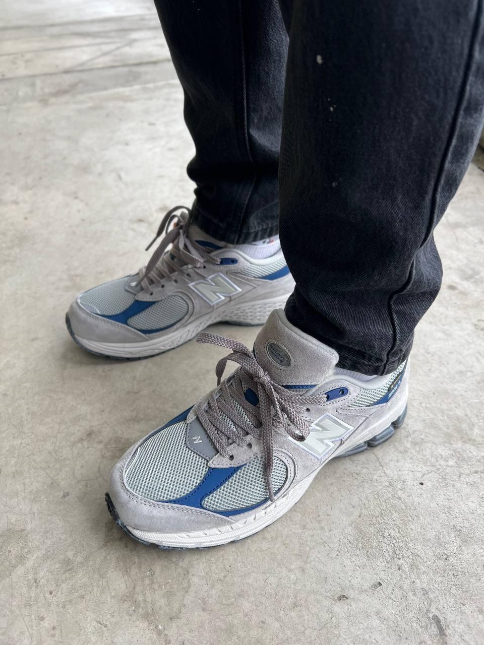 New Balance 2002 Gore-tex Light Grey Fur
