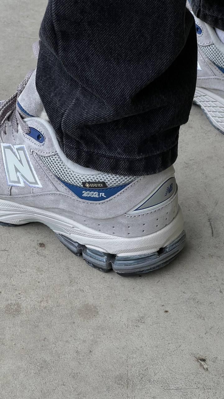 New Balance 2002 Gore-tex Light Grey Fur