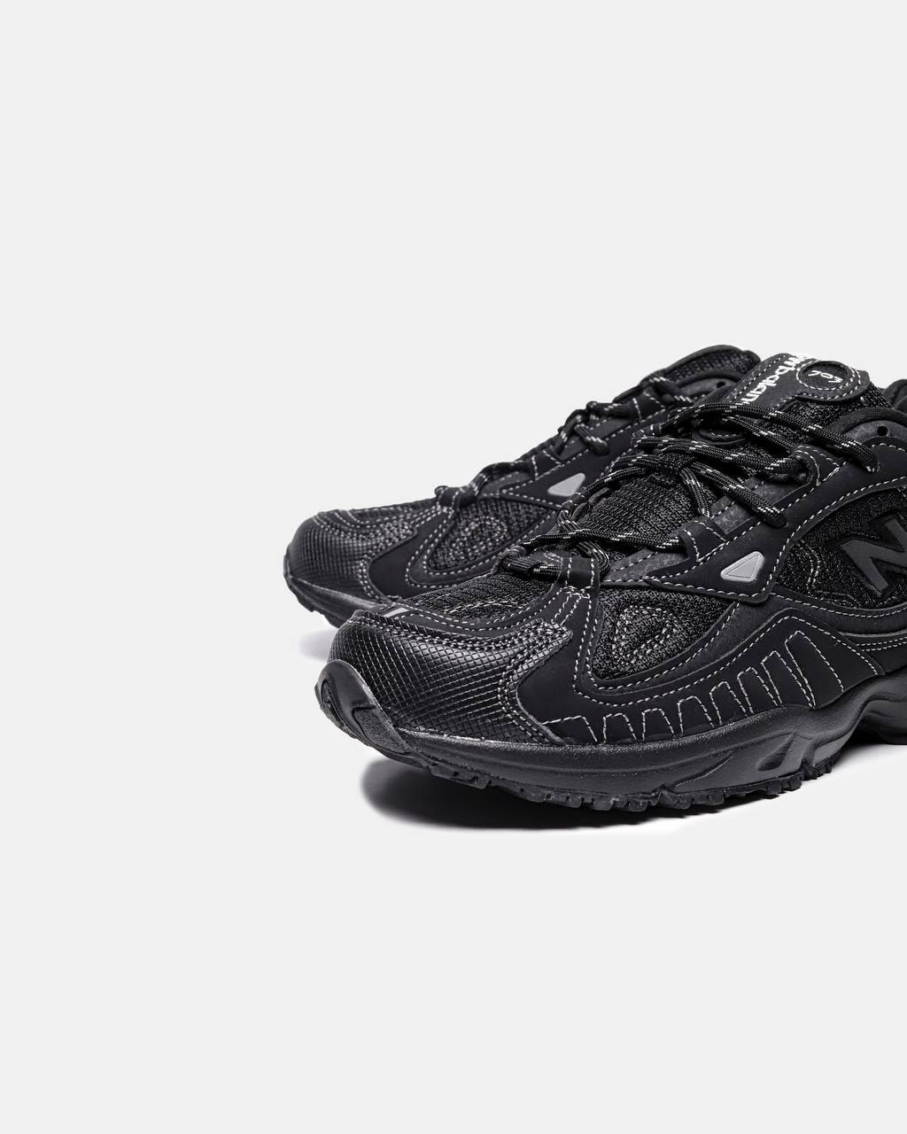 New Balance 703 Black Reflective