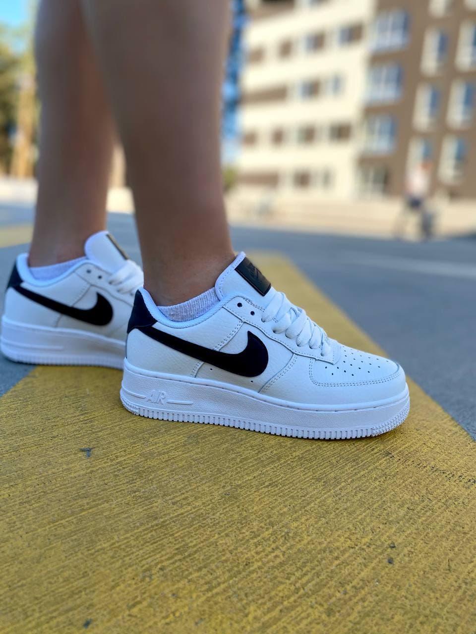 Nike Air Force 1 White Black Logo 2
