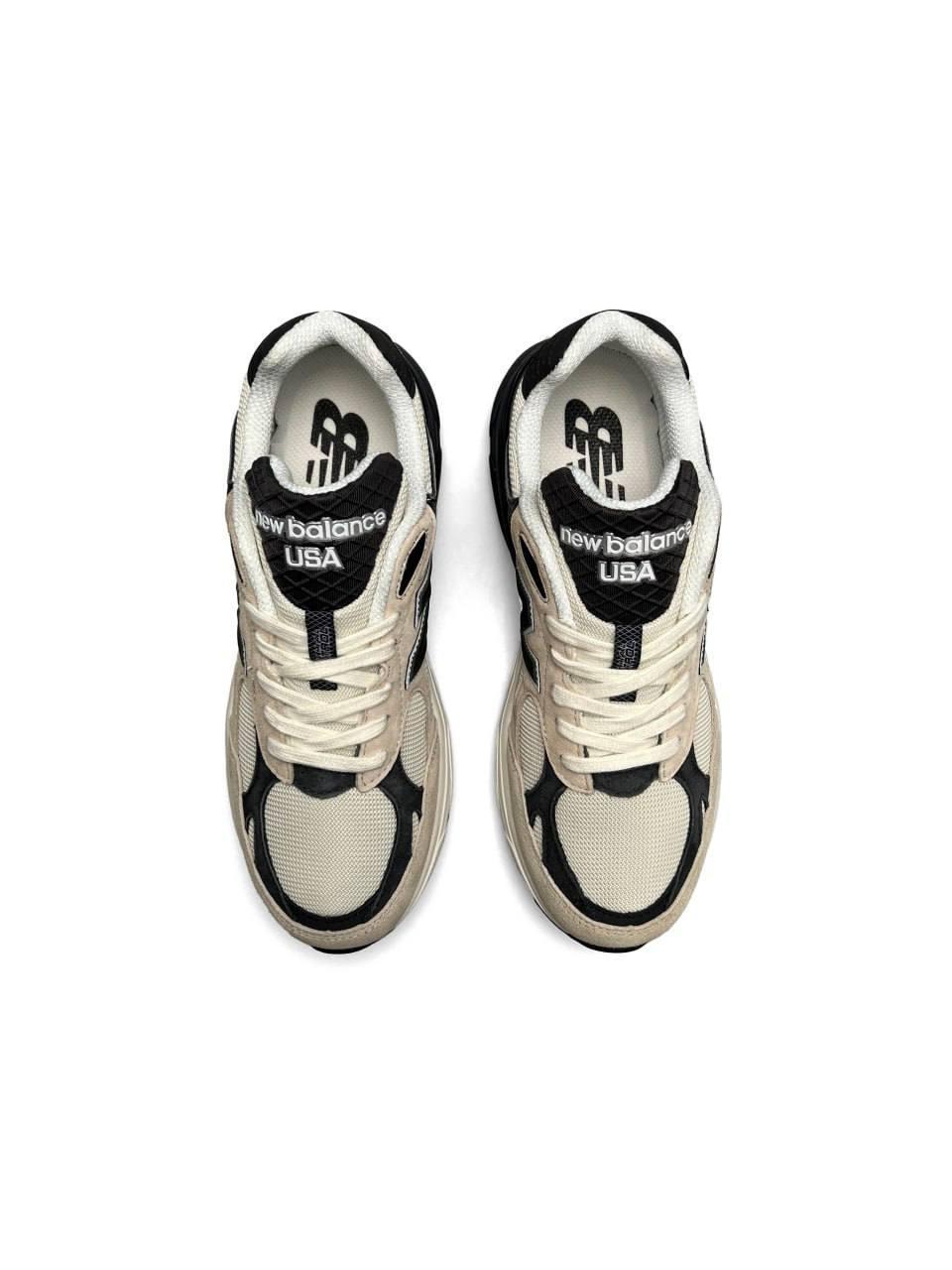 New Balance 990v3 Beige Black