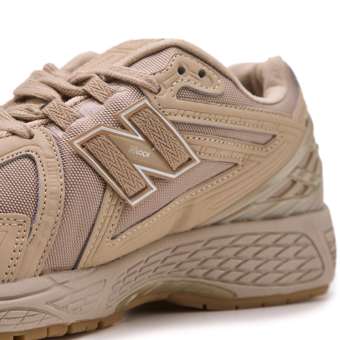 New Balance 1906r Beige Cordura v2