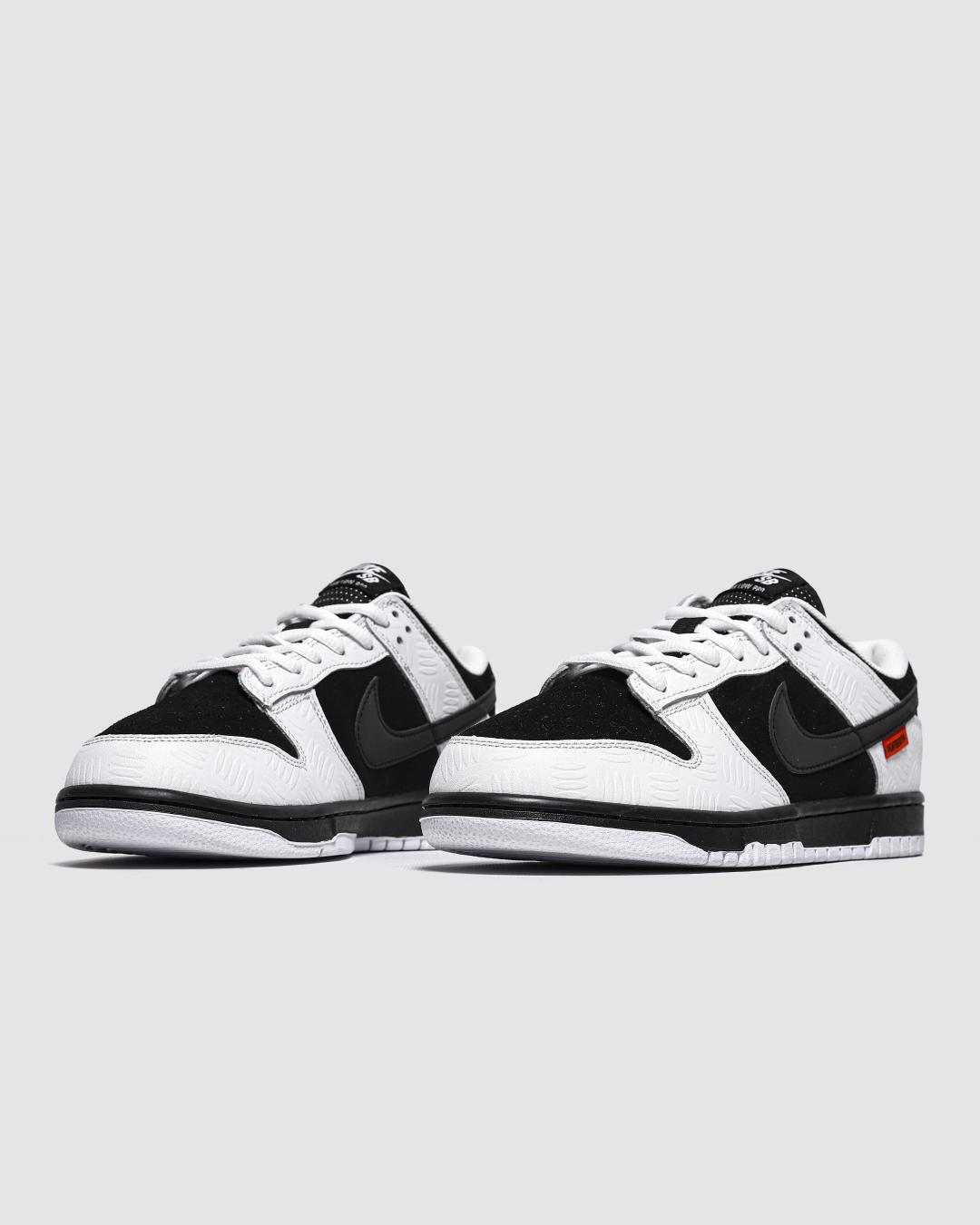 Nike SB x TIGHTBOOTH Dunk Low Pro Black White