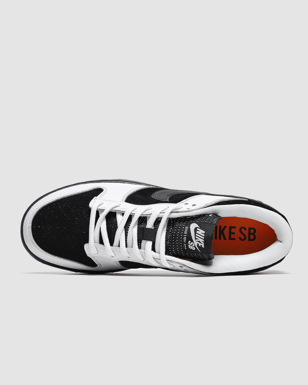 Nike SB x TIGHTBOOTH Dunk Low Pro Black White