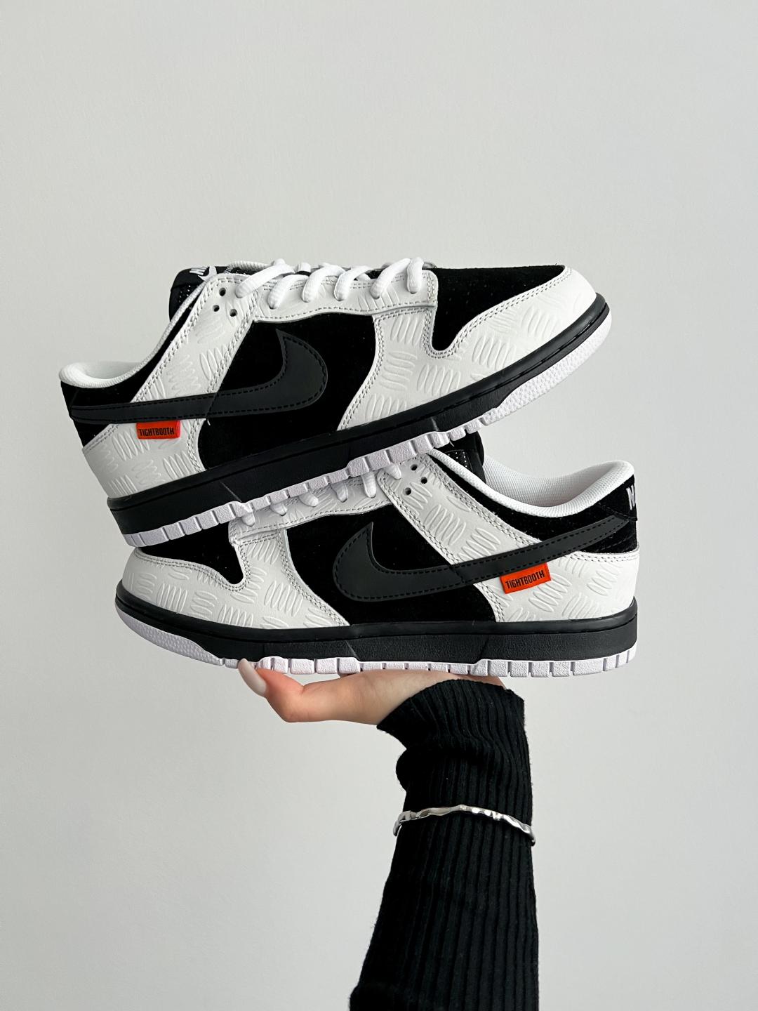 Nike SB x TIGHTBOOTH Dunk Low Pro Black White