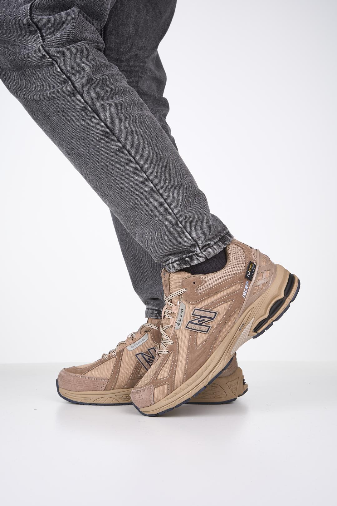 New Balance 1906r GTX Cordure Beige Fur