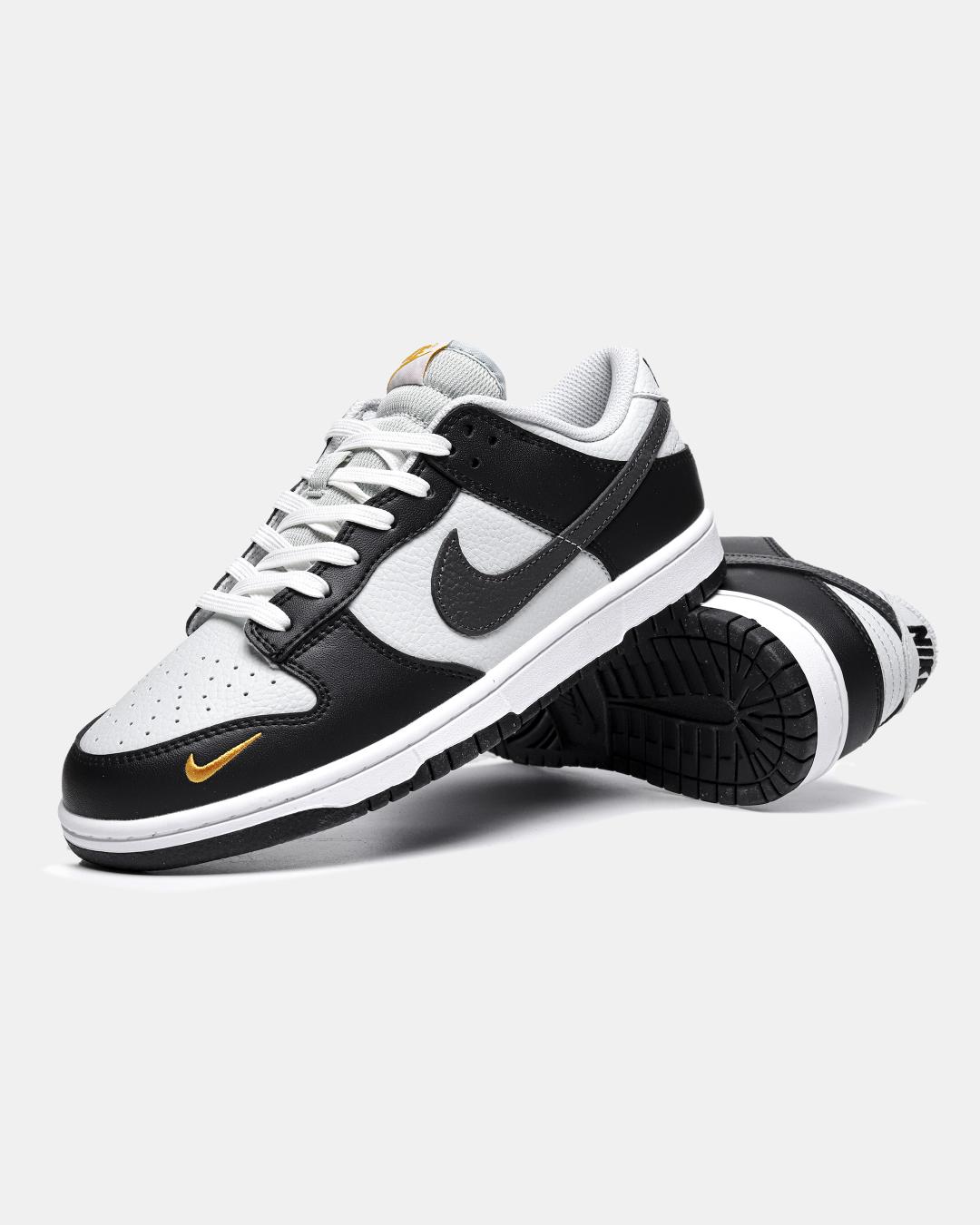 Nike Dunk Low Mini Swoosh - Black Total Orange